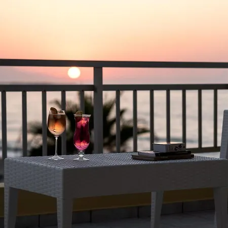 Unique Seaside * Rethymno (Crete)