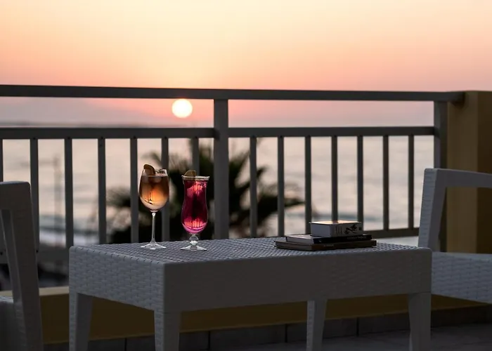 Unique Seaside * Ретимно